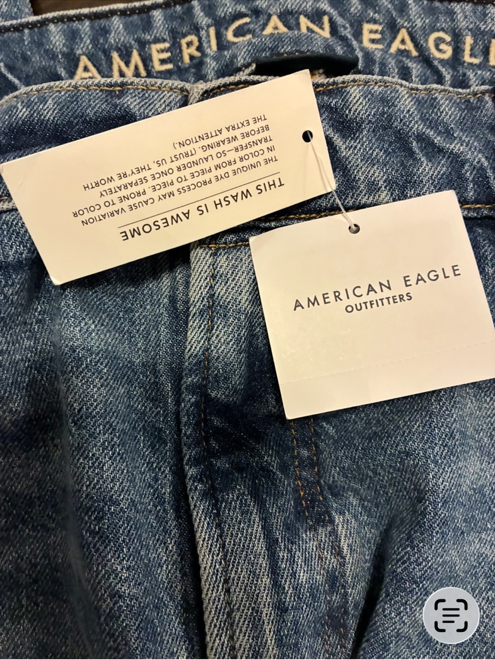 American Eagle Outfitters Men's Relaxed Jeans - Light-Medium Blue Denim